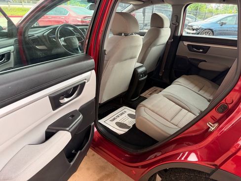 Used 2020 Honda CR-V LX image 12