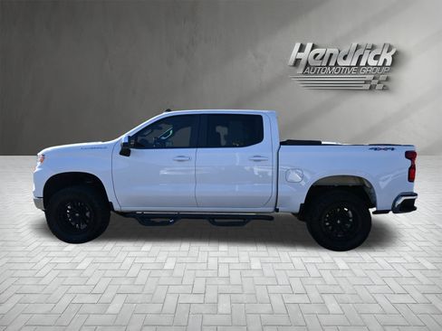 Used 2023 Chevrolet Silverado 1500 LT w/ Leather Package image 7