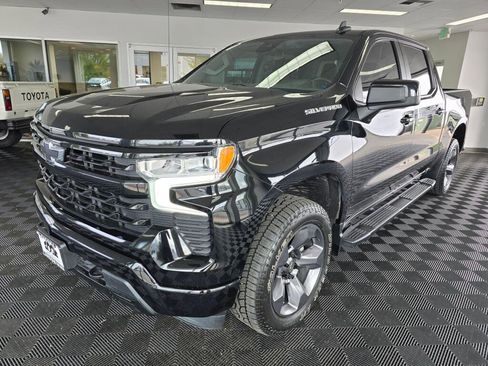 Used 2022 Chevrolet Silverado 1500 RST AWD/4WD image 7