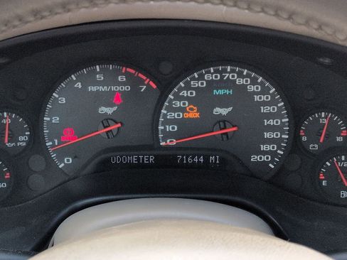 Used 2003 Chevrolet Corvette Convertible w/ Preferred Equipment Group1 RWD image 14
