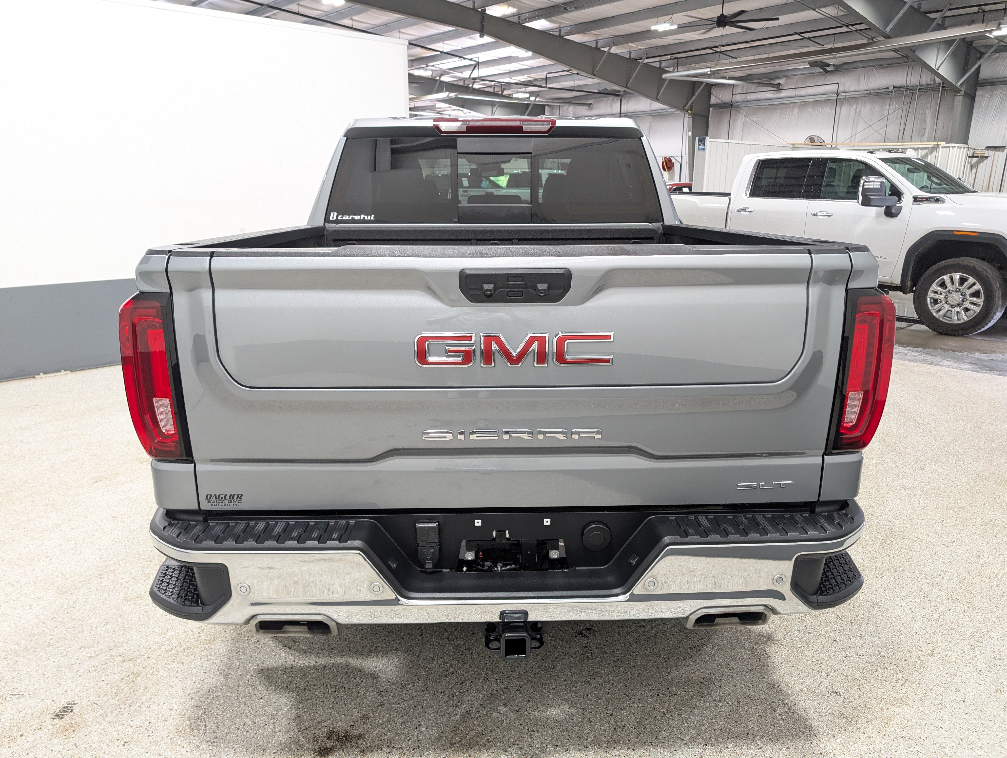 Used 2024 GMC Sierra 1500 SLT w/ SLT Premium Plus Package AWD/4WD image 4