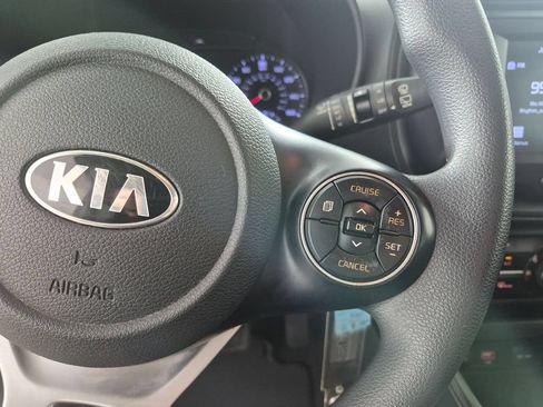 Used 2020 Kia Soul S FWD image 15