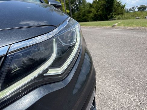 Used 2020 Kia Optima S w/ S Panoramic Sunroof Package image 9