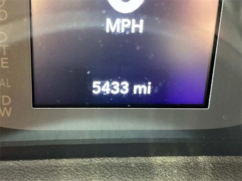 Used 2024 Jeep Wrangler Sport S image 18