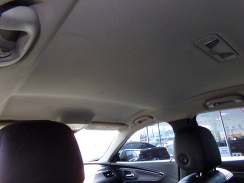 Used 2017 Chevrolet Impala LT w/ Leather Package image 18