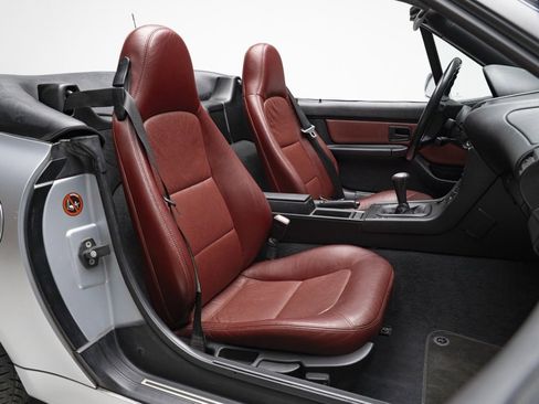 Used 1996 BMW Z3 1.9 image 37