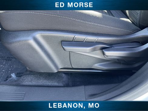 Used 2025 Chevrolet Equinox LT image 33