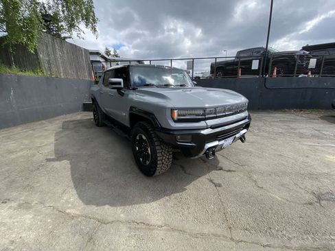 Used 2025 GMC Hummer EV 3X w/ Extreme Off-Road Package AWD/4WD image 8