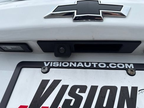 Used 2019 Chevrolet Equinox LT w/ LPO, Floor Liner Package FWD image 15