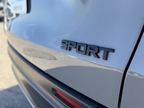 Used 2024 Honda HR-V Sport image 7