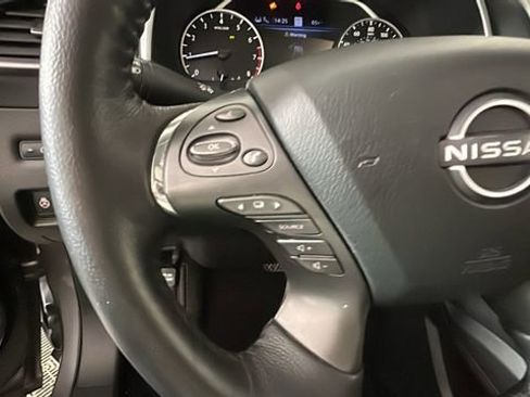 Used 2024 Nissan Murano SV AWD/4WD image 16