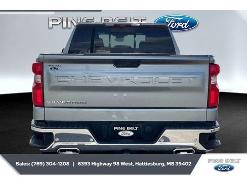 Used 2023 Chevrolet Silverado 1500 LTZ w/ Technology Package image 4