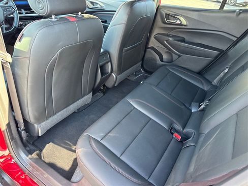 Used 2025 Chevrolet Trax RS image 26