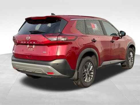 Certified 2023 Nissan Rogue S image 4