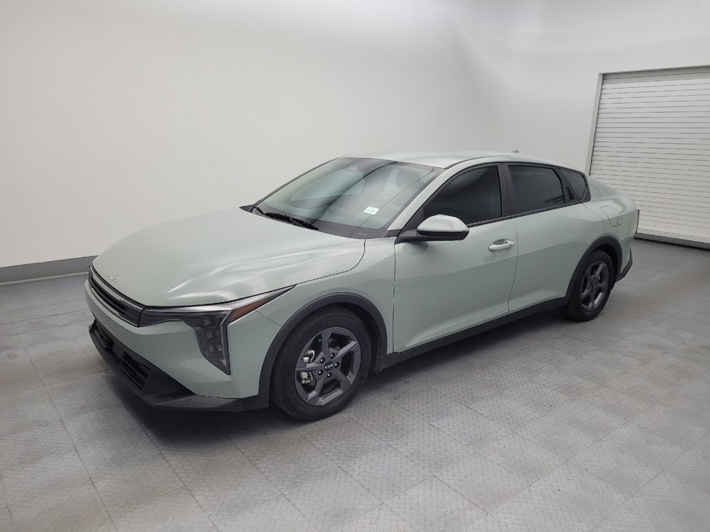 Used 2025 Kia K4 FWD image 2