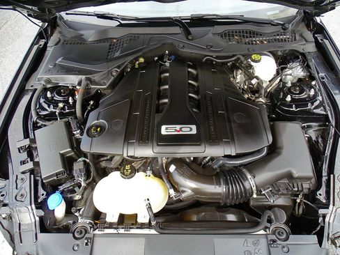 Used 2021 Ford Mustang GT Premium w/ Equipment Group 401A RWD image 16