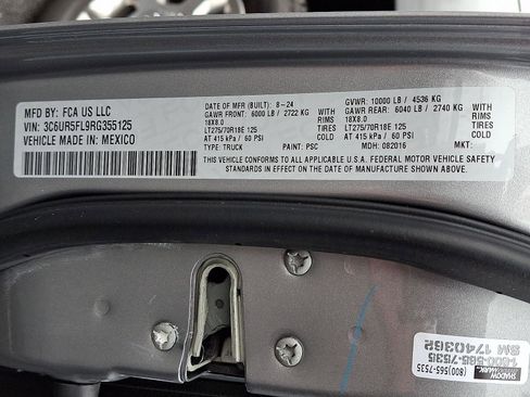 Certified 2024 RAM 2500 Laramie image 28