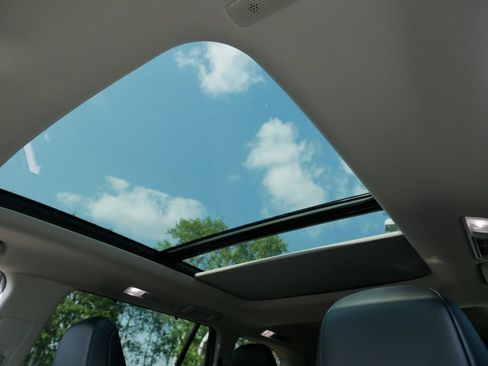 Certified 2025 Toyota Grand Highlander AWD image 30