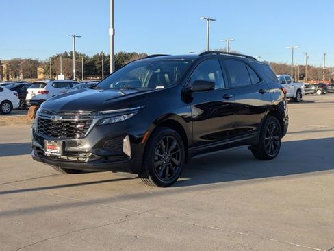 Used 2023 Chevrolet Equinox RS image 10