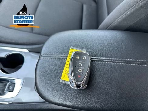 Used 2023 Chevrolet Malibu LT FWD image 64