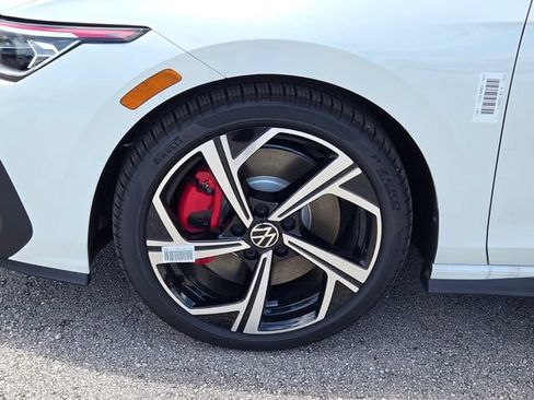 New 2026 Volkswagen GTI SE FWD image 10