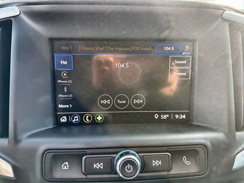 Used 2023 GMC Terrain SLE w/ Driver Convenience Package AWD/4WD image 16