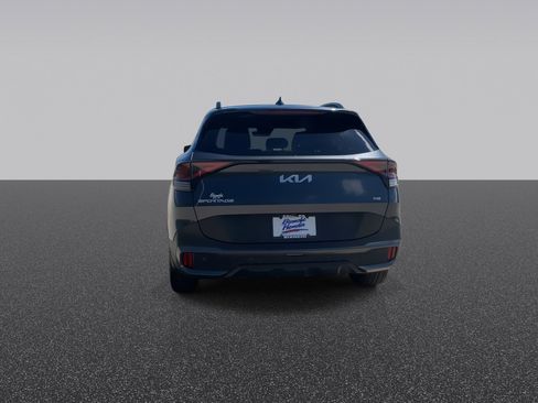Used 2023 Kia Sportage X-Line AWD/4WD image 8