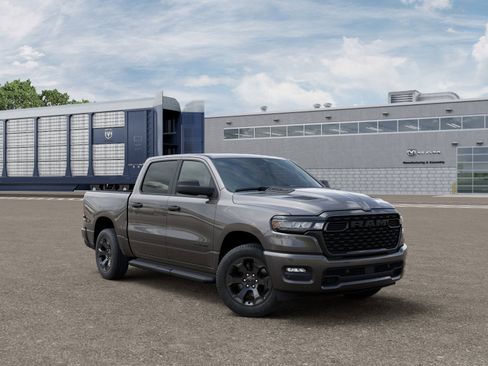 New 2026 RAM 1500 Express AWD/4WD image 23