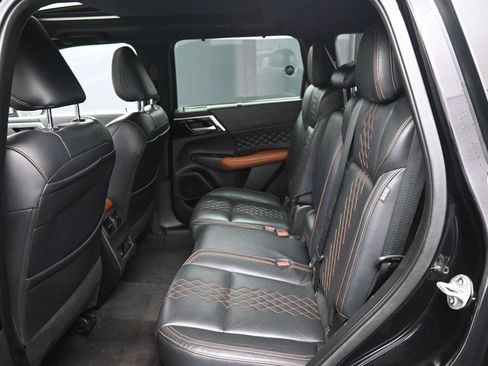 Used 2022 Mitsubishi Outlander SEL AWD/4WD image 22