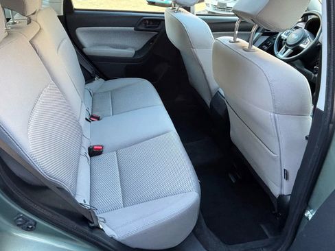 Used 2018 Subaru Forester 2.5i Premium w/ All-Weather Package image 22