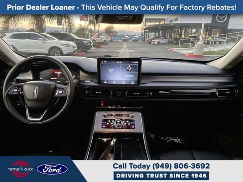 Certified 2023 Lincoln Aviator 2WD image 12
