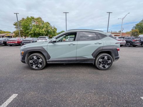 Certified 2025 Hyundai Kona SEL image 4