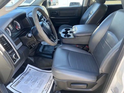 Used 2018 RAM 2500 Tradesman w/ Chrome Appearance Group AWD/4WD image 15
