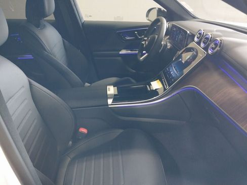New 2025 Mercedes-Benz GLC 350e 4MATIC image 8