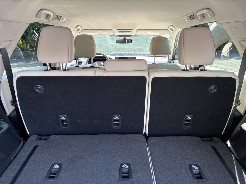 New 2026 Nissan Pathfinder SL AWD/4WD image 15