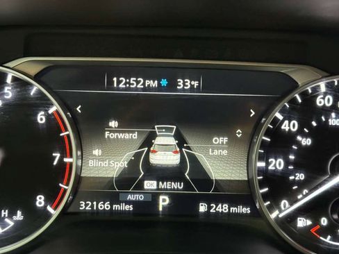 Used 2025 Nissan Rogue SV image 15