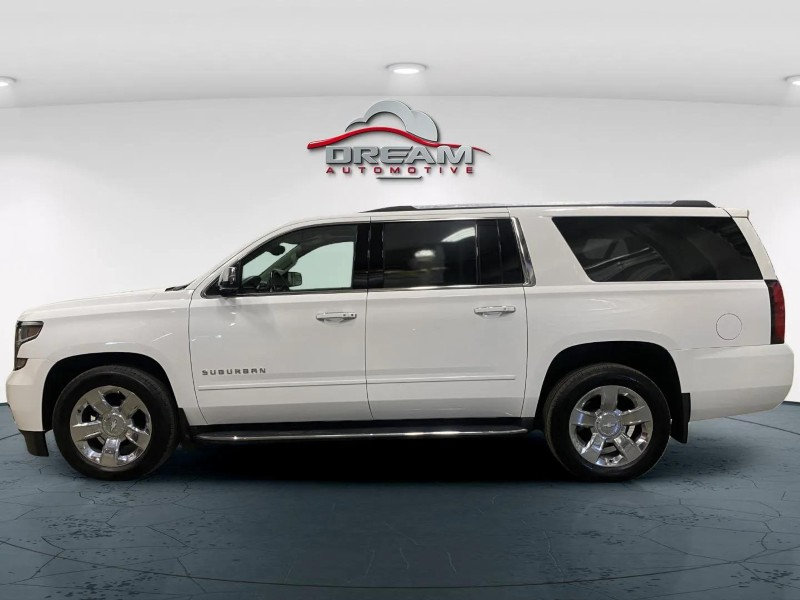 Used 2020 Chevrolet Suburban Premier w/ Premier 6.2L Value Package AWD/4WD image 22