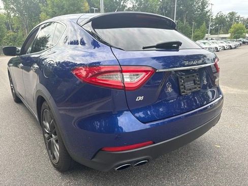 Used 2018 Maserati Levante AWD/4WD image 7