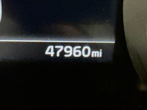 Used 2024 Kia Carnival LX image 19