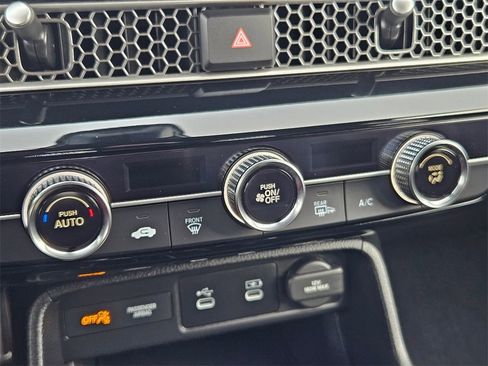 Used 2025 Honda Civic Sport image 22