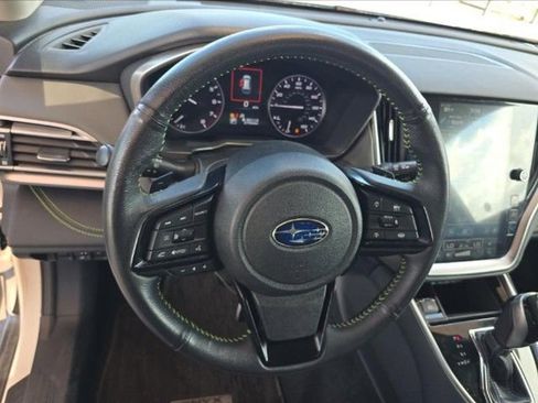 Used 2025 Subaru Outback Onyx Edition image 7