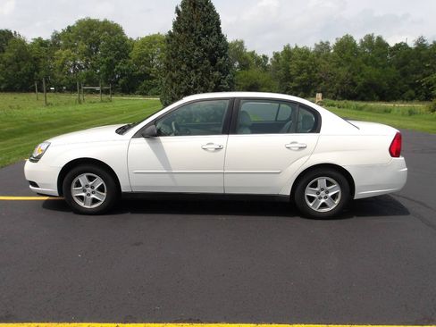 Used 2004 Chevrolet Malibu LS FWD image 9