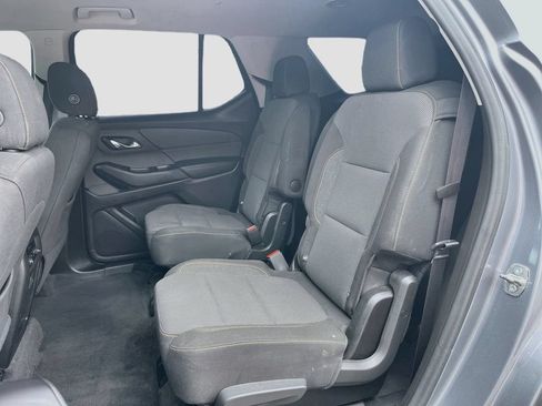 Used 2019 Chevrolet Traverse LT FWD image 23