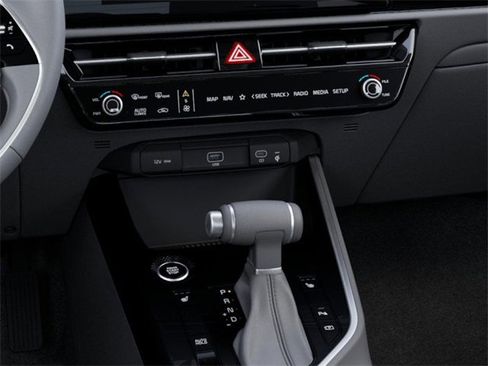 New 2026 Kia Niro EX image 23