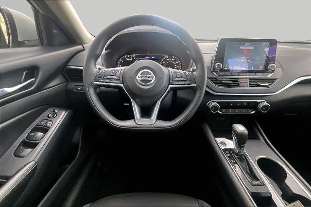 Certified 2022 Nissan Altima 2.5 SV FWD image 6