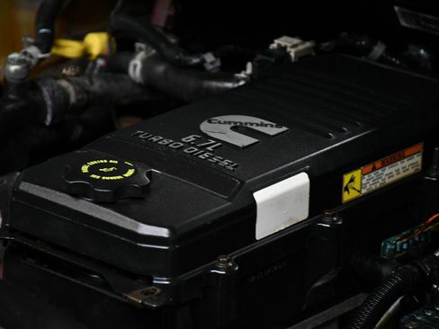 Used 2014 RAM 3500 Laramie Longhorn image 17