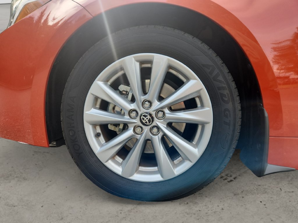 Used 2025 Toyota Corolla SE FWD image 9