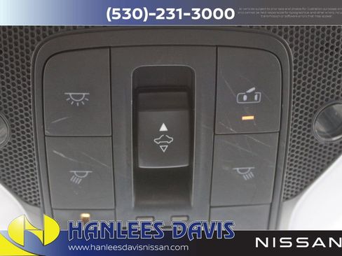Used 2019 INFINITI QX50 Luxe w/ Navigation Package AWD/4WD image 26