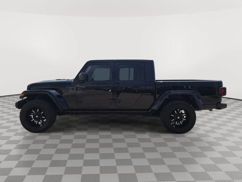 Used 2021 Jeep Gladiator Sport AWD/4WD image 4