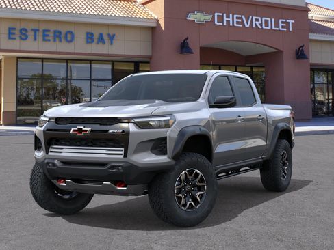 New 2026 Chevrolet Colorado ZR2 w/ Technology Package AWD/4WD image 6